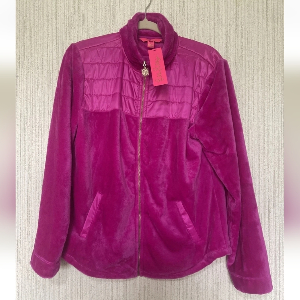 NWT Lilly Pulitzer Size Medium Leona Plush Zip-Up Elderberry Very Soft Pink
